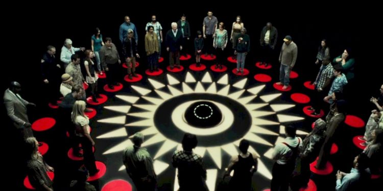 This Netflix Sci-Fi Movie Combines An Alien Invasion With A Squid Game-Esque Premise