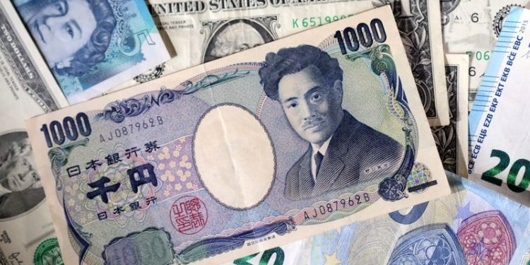 Dollar set for sharp weekly loss versus yen after Japan steps in