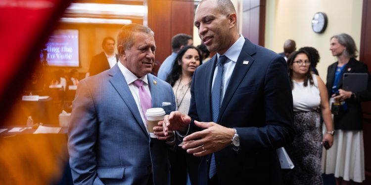 Democrats are ‘looking for guidance’ on Israel. Hakeem Jeffries isn’t giving any at the moment.