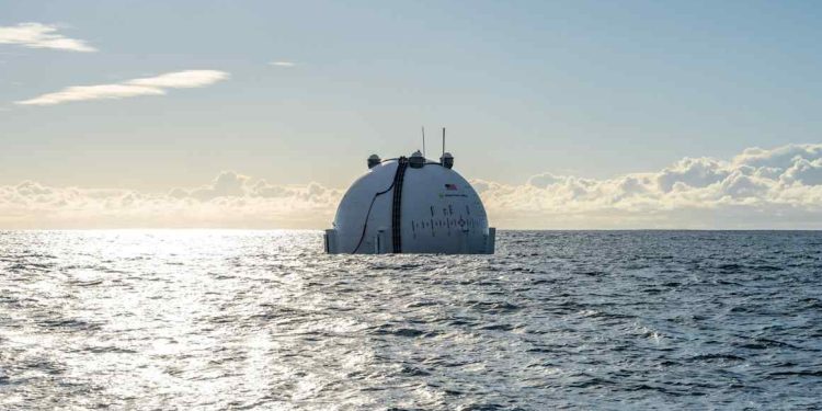 Peter Thiel backs $1bn ocean data centre start-up powered by waves