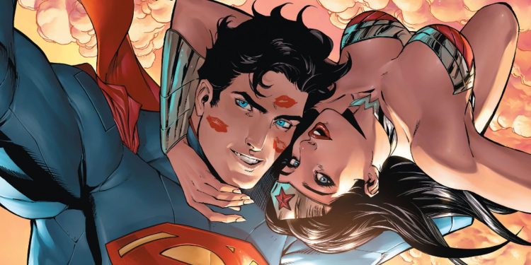 10 Controversial Comics Couples That Fans Hated, Ranked