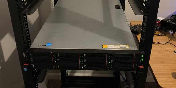 I ditched my enterprise homelab server for a simple NAS, and I wish I’d done it sooner