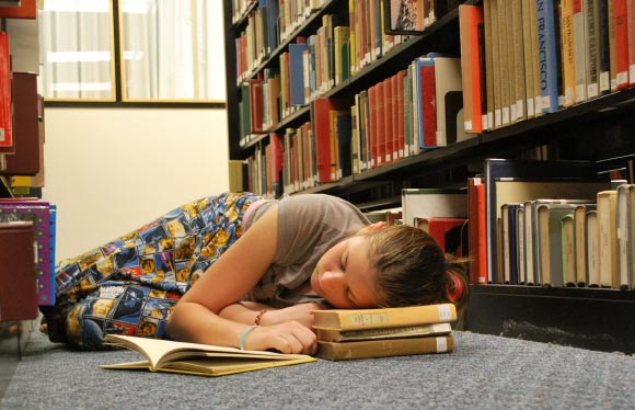 Losing Even 80 Minutes of Sleep a Night Linked to Weight Gain