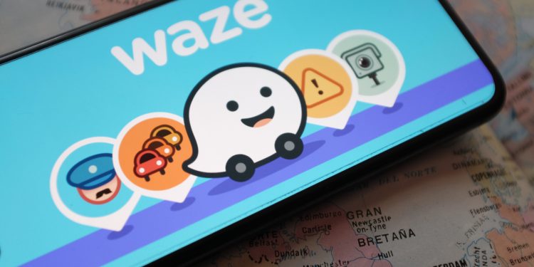 Here’s How To Get Different Colored Roads On Waze (And What They Actually Mean)