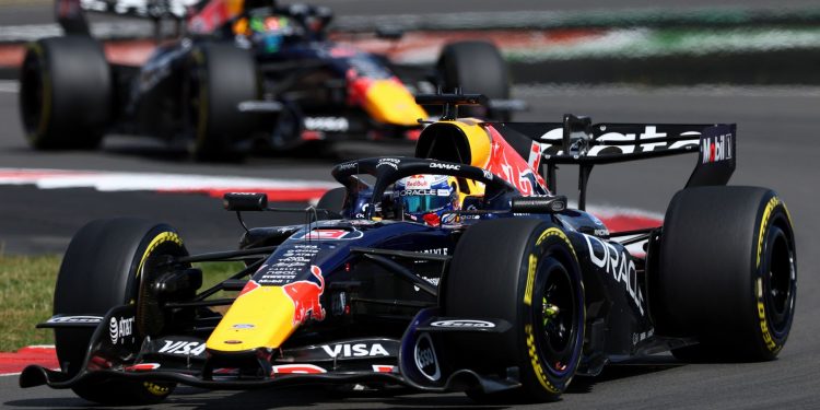 Red Bull renonce à son aileron arrière rotatif après les accidents de Verstappen