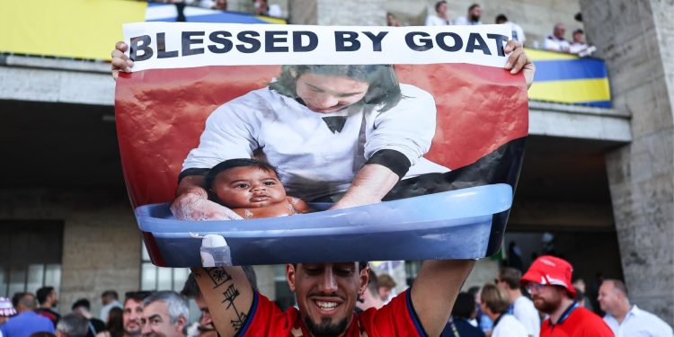 How Lionel Messi’s iconic photo with baby Lamine Yamal came to be as Argentina, Spain prep for World Cup final