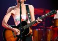 Gracie Abrams Swaps One Hot Hair Accessory for Another: The Puffy Headband