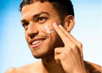 The 9 Best Sunscreens for Men with Acne-Prone Skin, Tested by Grooming Editors