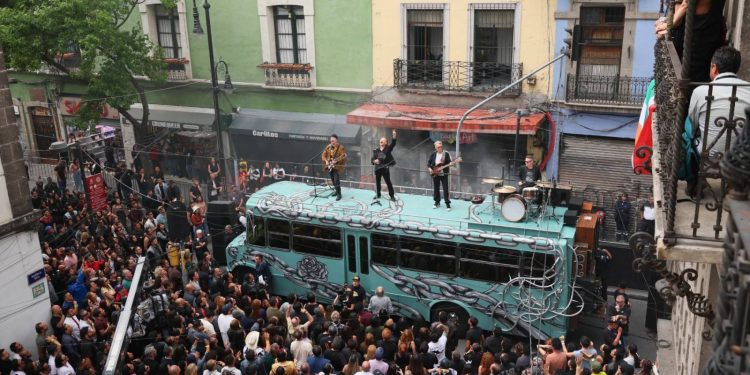 Watch U2 Film a Video For Upcoming Single ‘Street of Dreams’ Off Their Next Album