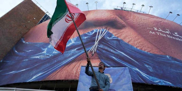 Global bonds tumble on fears of inflation shock from Iran war