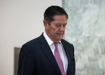 Jes Staley tells House Oversight he spoke with JPMorgan CEO about Epstein’s crimes