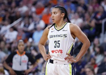 “Figure Out a Time & Place”: Azzi Fudd Issues All-Star Challenge To Steph Curry After Defeating Bridget Carleton in WNBA 3-Point Contest