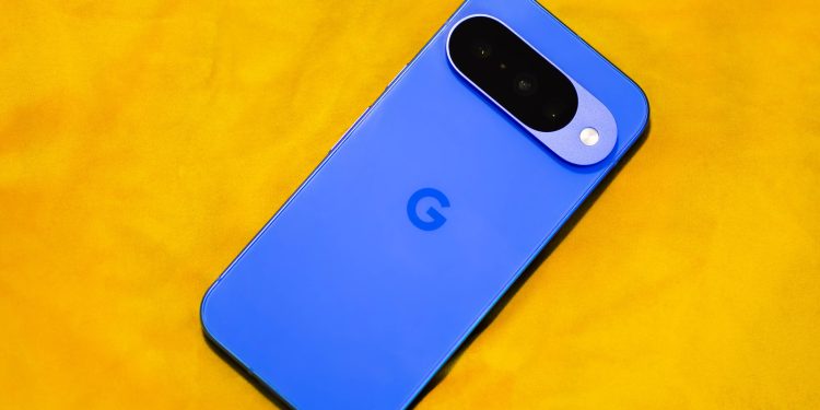 Google Pixel 10 Vs. OnePlus 15: Which Phone Is Better For Battery Life?