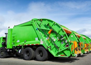 How do garbage trucks work?