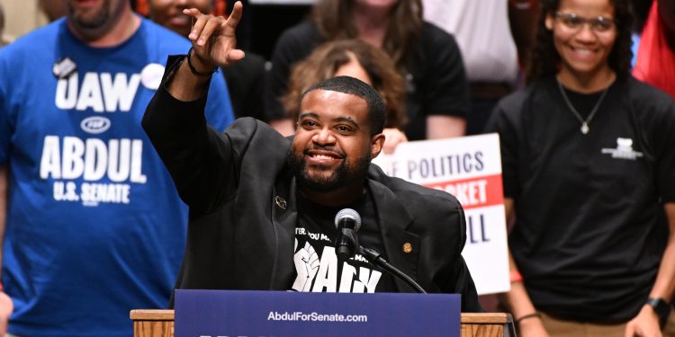 Congressional Black Caucus members break with Jeffries, endorse against Thanedar in Michigan House race