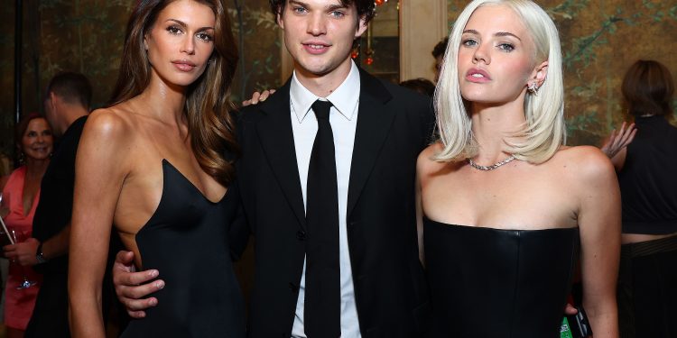 The Shards Cast Partied Like It Was 1981 at the World Premiere of the New TV Series