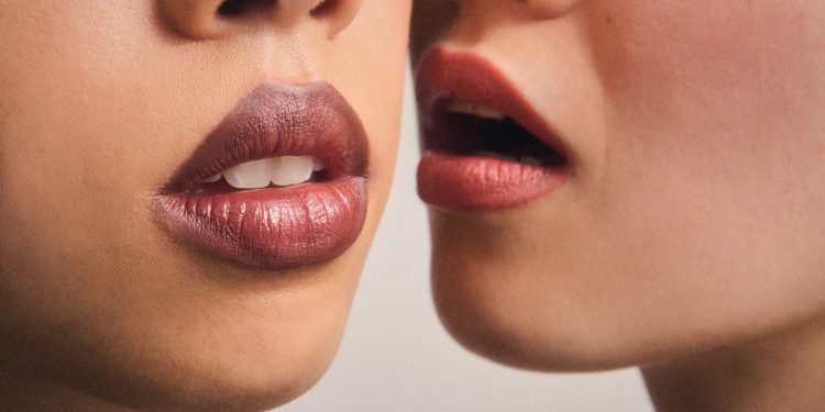 7 Subtle Signs You’re Dating for Validation, Not Connection