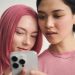 3 Signs You’re the ‘Fringe Friend’ of Your Group, According to a Psychologist