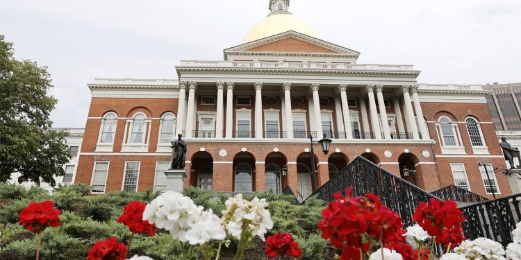 Massachusetts Close to Giving Doctors Final Say on Whether to Perform Late Abortions
