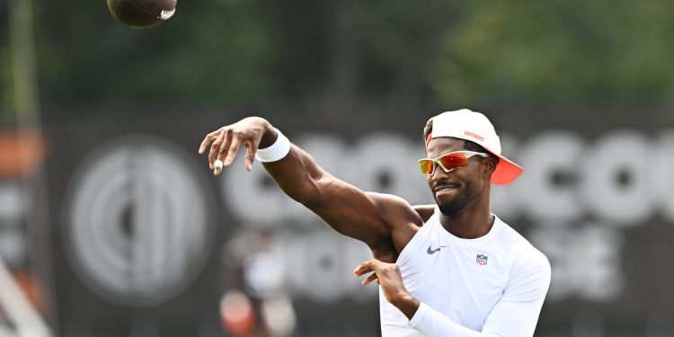 ‘I Don’t Watch TV’ — Browns Star Shedeur Sanders Makes it Clear He’s Turning a Blind Eye to NFL Media’s Criticism