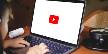 These Keyboard Shortcuts Let You Control YouTube Videos Like A Pro