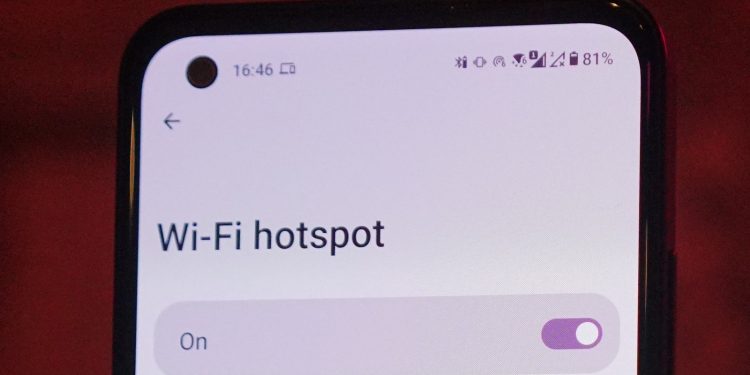 What The Number Next To Your Android Phone’s Wi-Fi Symbol Means