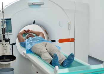 Coronary Calcium Scores From Nongated CT Scans Predicted Cardiovascular Risks
