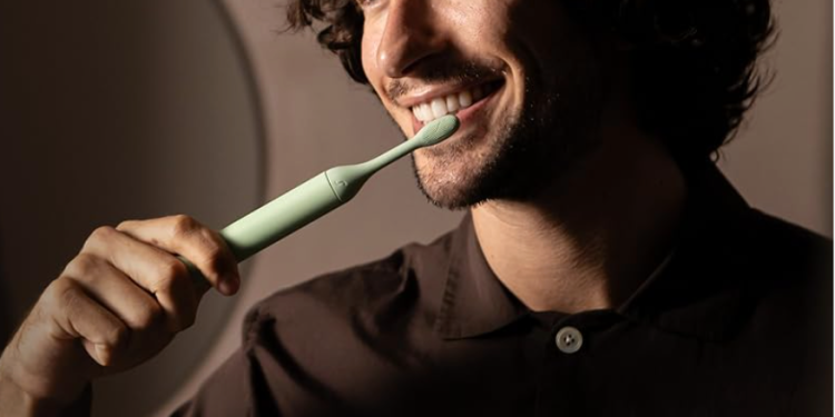 Are Electric Toothbrushes Better? This Is What Dentists Say.