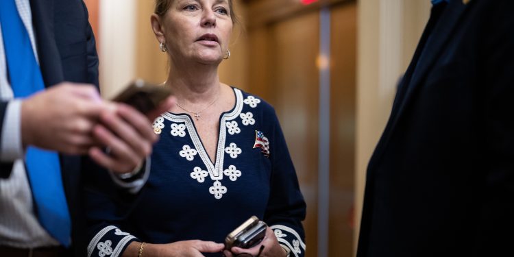 Tim Scott backs Darline Graham in Senate runoff