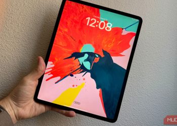 I turned off 3 iPad settings and my 8-year-old iPad Pro finally stopped lagging