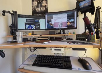 This massive standing desk is everything I need and more — and best of all the Eureka Ergonomic Aero Pro won’t demolish your bank account