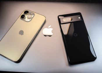 Apple iPhone Vs. Google Pixel