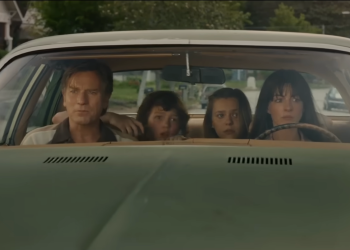 The Year’s Best Family Film Is About Bloodthirsty Dinosaurs