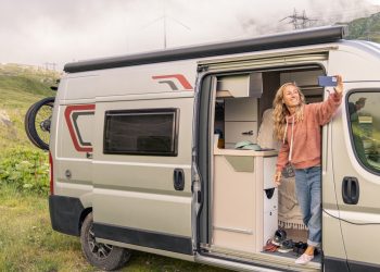 11 Essential Apps Every RV Owner Should Download