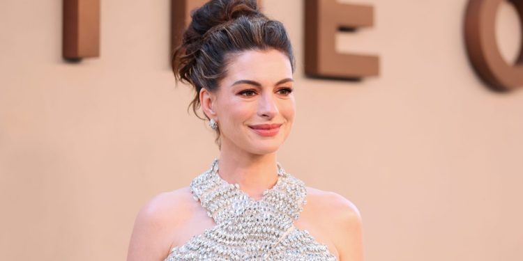 Anne Hathaway Says Films Where Dogs Die “Should Automatically Be Rated R”