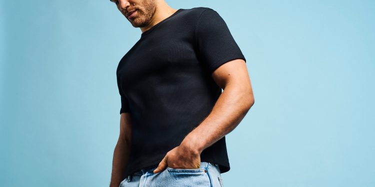 The 14 Best T-Shirts for Men, According to Style Experts