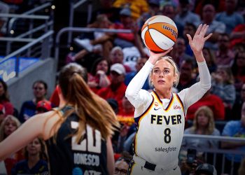 ‘That’s Impressive,’ ‘She Barely Scores Over 3 Points’ — WNBA World Clashes Over Viral Sophie Cunningham Stat