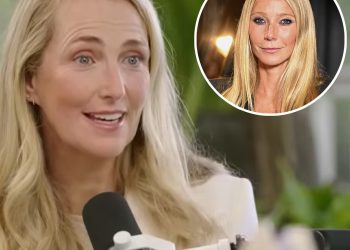 Gwyneth Paltrow, Daughter Apple Martin Look Alike in Summer Photo