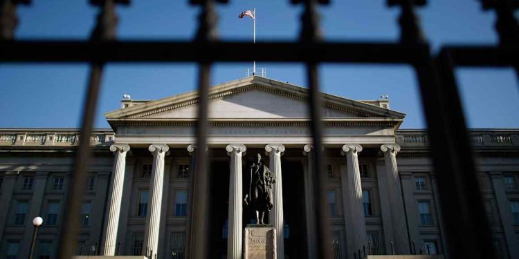 US government debt hits $40tn as borrowing rises at historic rate
