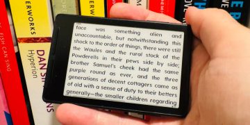 I thought a 3-inch eReader was a gimmick—a day later I was hooked