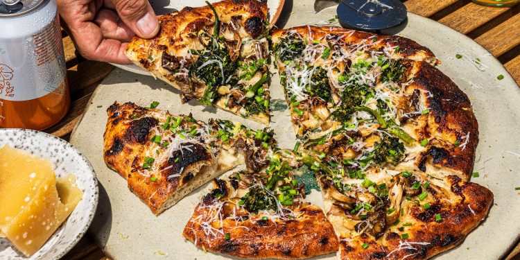 The Ultimate Homemade Veggie Pizza Recipe