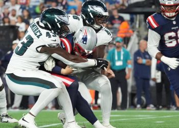 Eagles-Patriots snap counts: Joshua Weru records first NFL sack in second-ever football game of his life