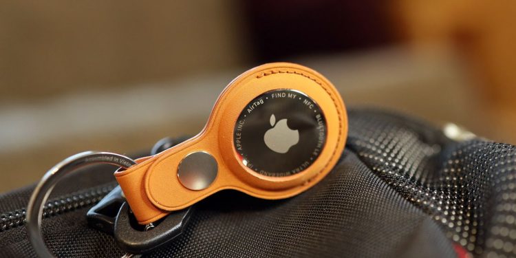 I bought this $20 gadget to track my child’s backpack this school year and give me peace of mind