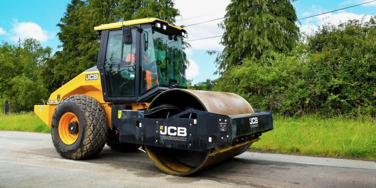 Ridgway on a roll with JCB
