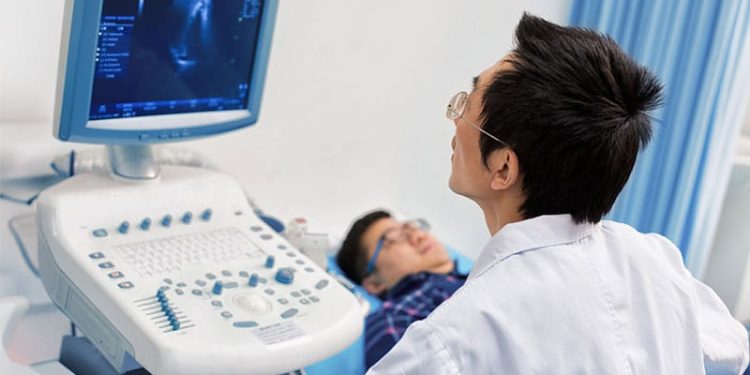 AI-Assisted POCUS Helps NPs, PAs Make Faster Cardiac Calls