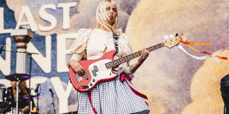 How did The Last Dinner Party become one of the UK’s biggest bands? Bassist Georgia Davies reflects on their sudden success and whirlwind tours: “Suddenly we were getting emails from managers, labels… and, weirdly, lawyers”