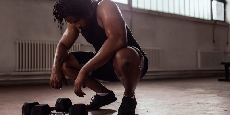 This Dumbbell Leg Workout Builds Lower Body Strength