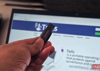 The USB stick in your drawer is a free rescue disk, a portable PC, and an offline password vault