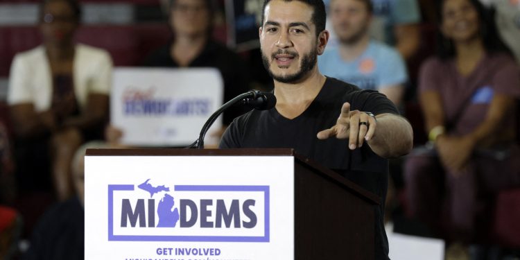 Trump pollster says Abdul El-Sayed’s polling lead is a ‘fake narrative’