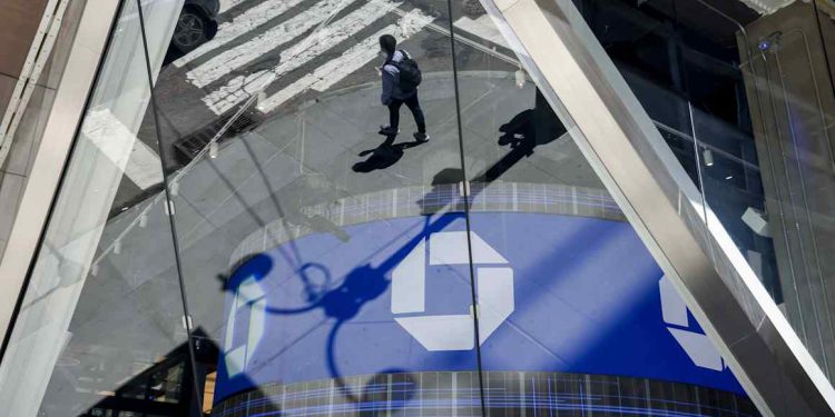JPMorgan eases approach on lending against shares to court AI’s new wealth